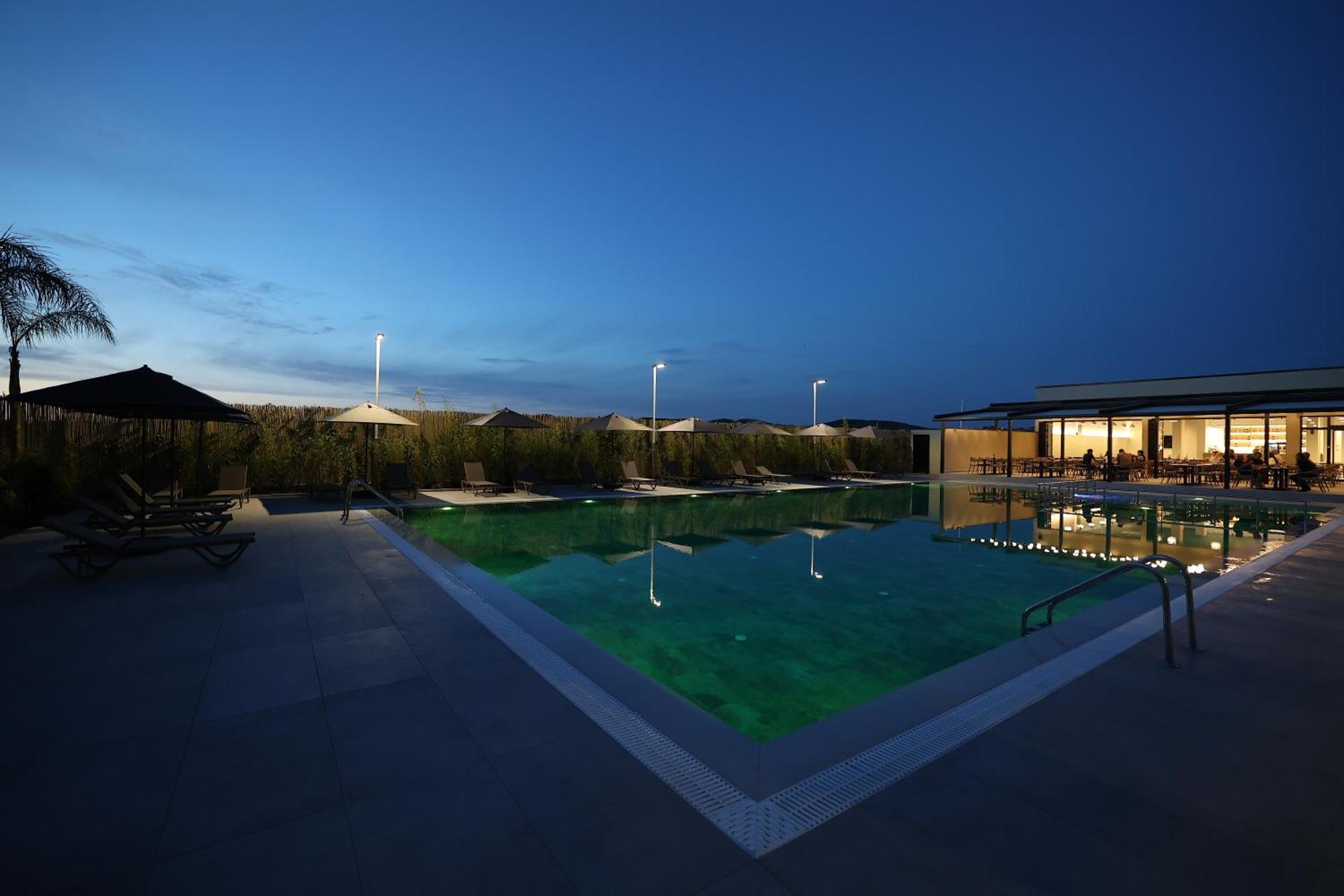 Amber Village Spille Exterior foto